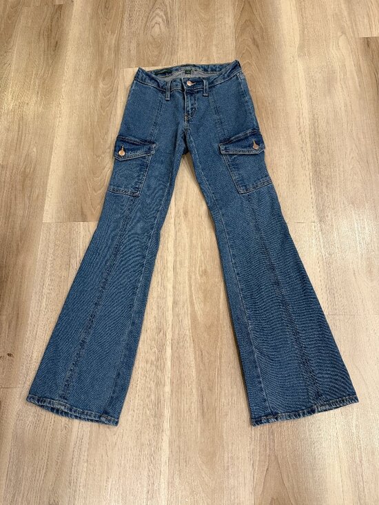 wild fable Denim - Wild Fable Low Rise Flare Cargo Jeans Size 2 Y2K Front Seam Medium Wash